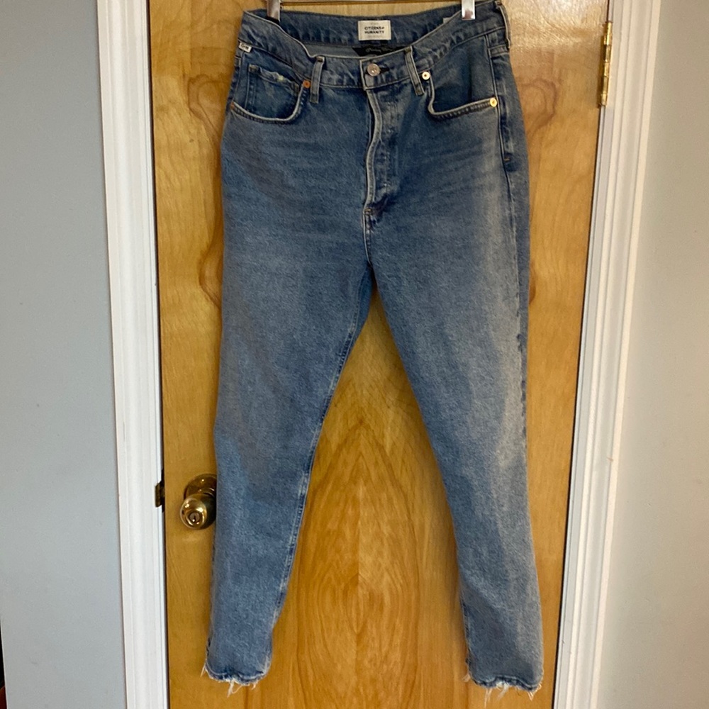 Women’s jeans